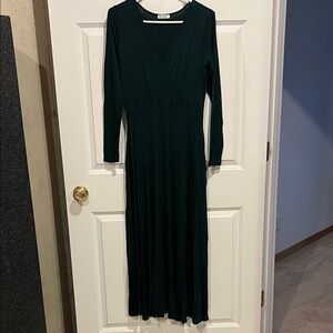 Green Long Sleeve Dress with pockets
